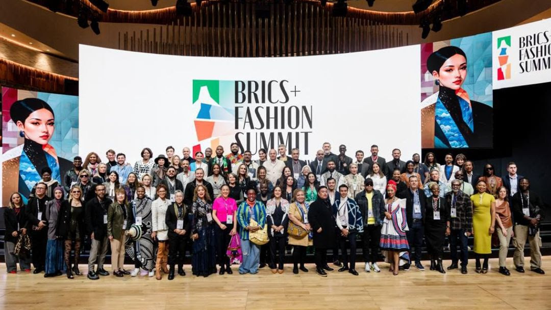 Lee más sobre el artículo Sergio Puig, director de la Mediterránea Fashion Week, participa como embajador de la moda española en el BRICS+ Fashion Summit